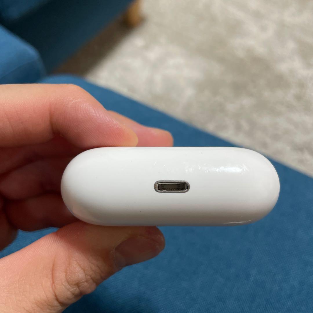 AirPods Pro 本体のみ　充電器なし