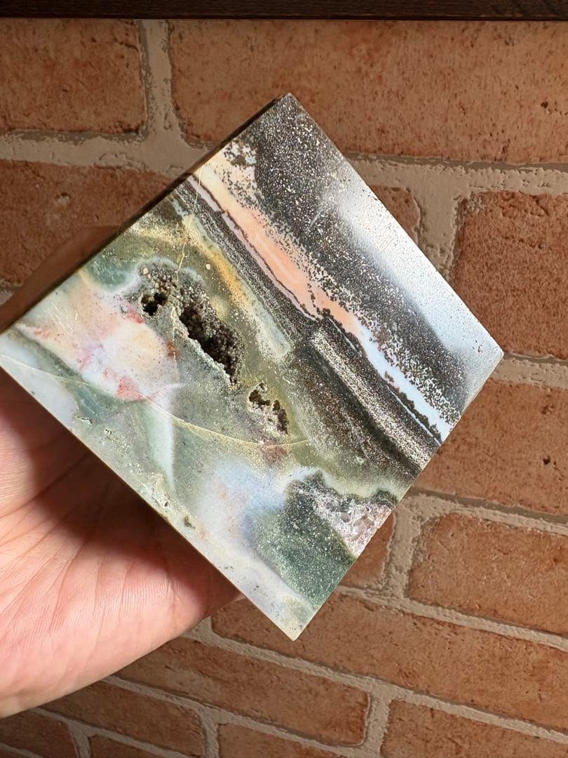 SALE オーシャンジャスパーピラミッド　497g