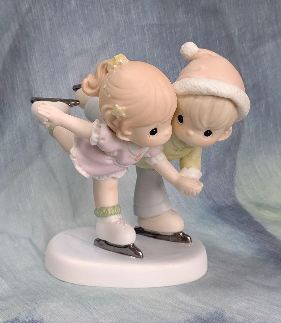 プレシャスモーメント \"すてきな冬の舞\" 生産数量限定品