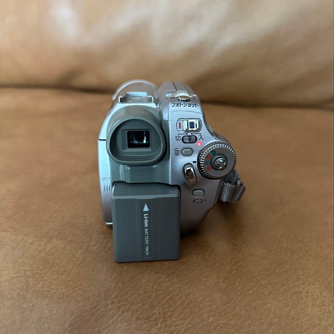 【Panasonic/パナソニック】DVDビデオカメラ　VDR-D300-S