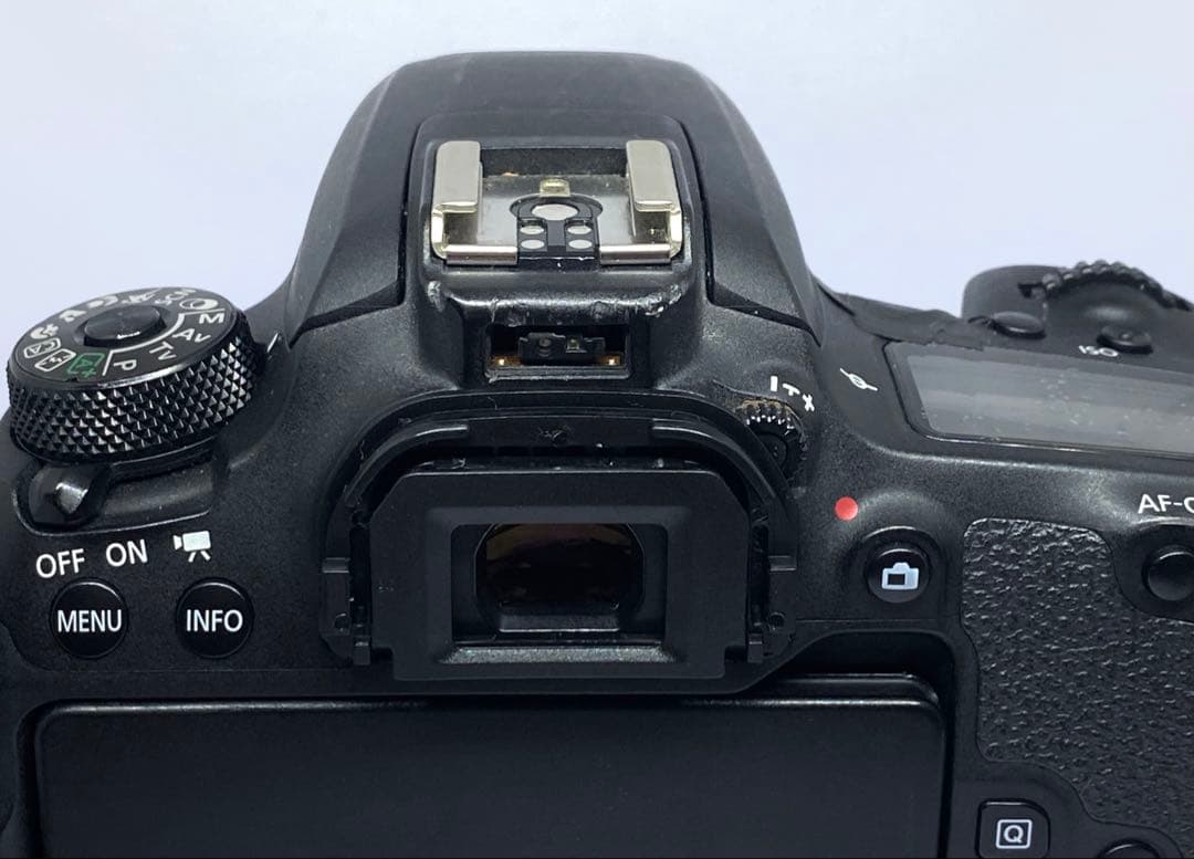 キヤノンCANON EOS 9000D