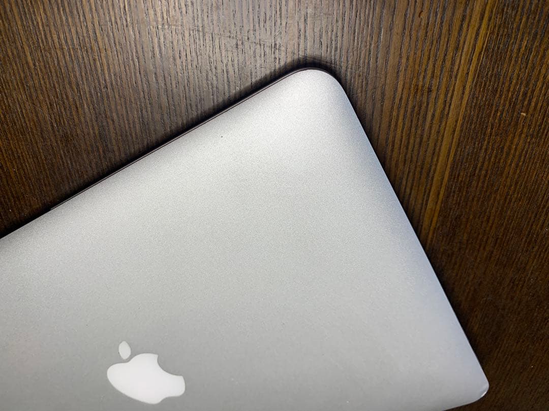 小さな巨人Mac Air 2015 i7 11インチメモリ8G SSD500G