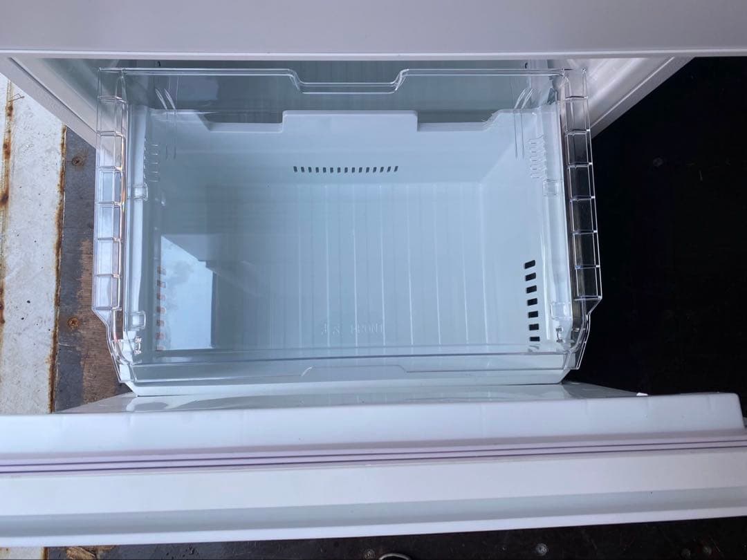 TOSHIBA 東芝ノンフロン冷凍冷蔵庫 GR-U33SC 2023年製