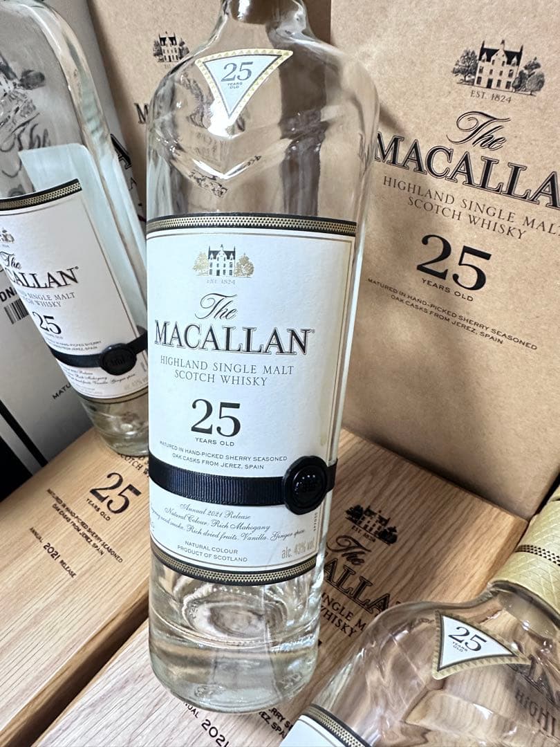 送料無料　マッカラン25年 1ケース　3本セット　コレクション　木箱付　空瓶