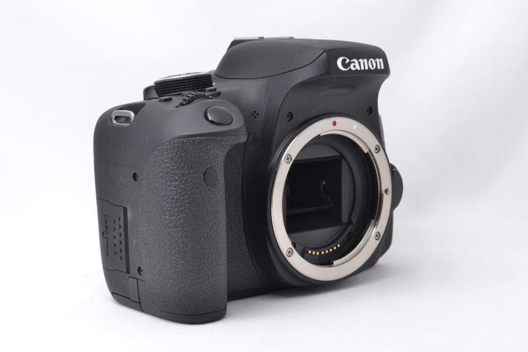 ≪ S数592回 ≫ キャノン　Canon Kiss X8i レンズキット