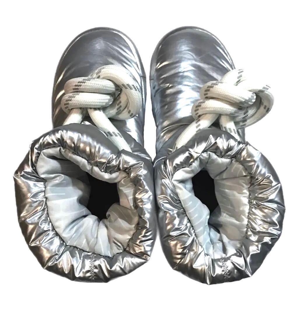 アグUGGクラシックマキシショートパファーブーツシルバー防水保温性レア完売品