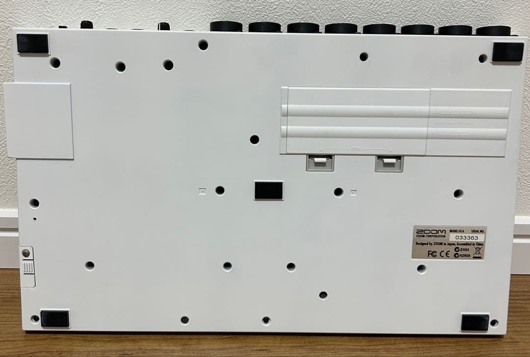 ZOOM R16マルチトラックレコーダー 各種備品付き/簡易動確済