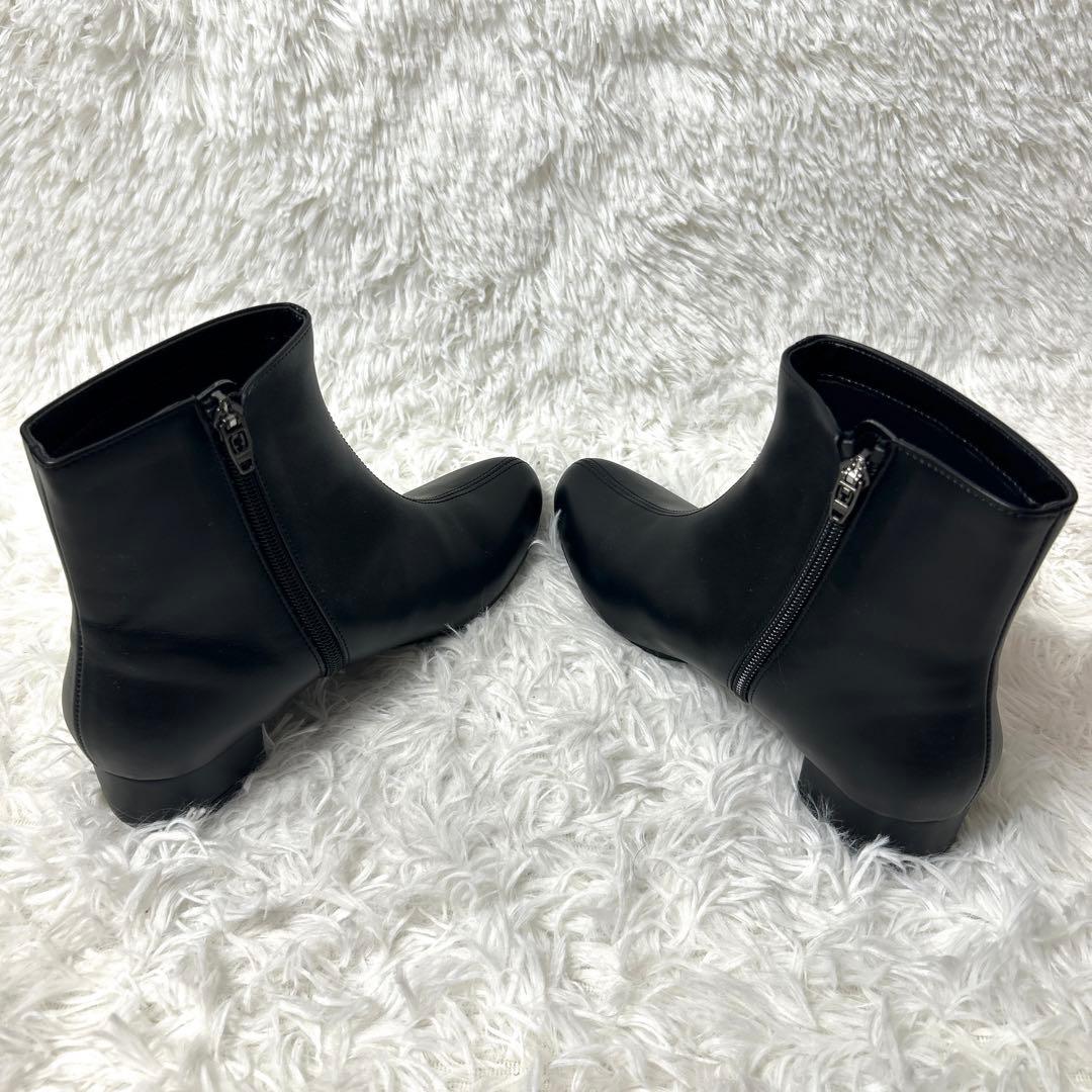 【新品・未使用品】RAKUNA 整体ショートブーツ ブラック サイズM 4E