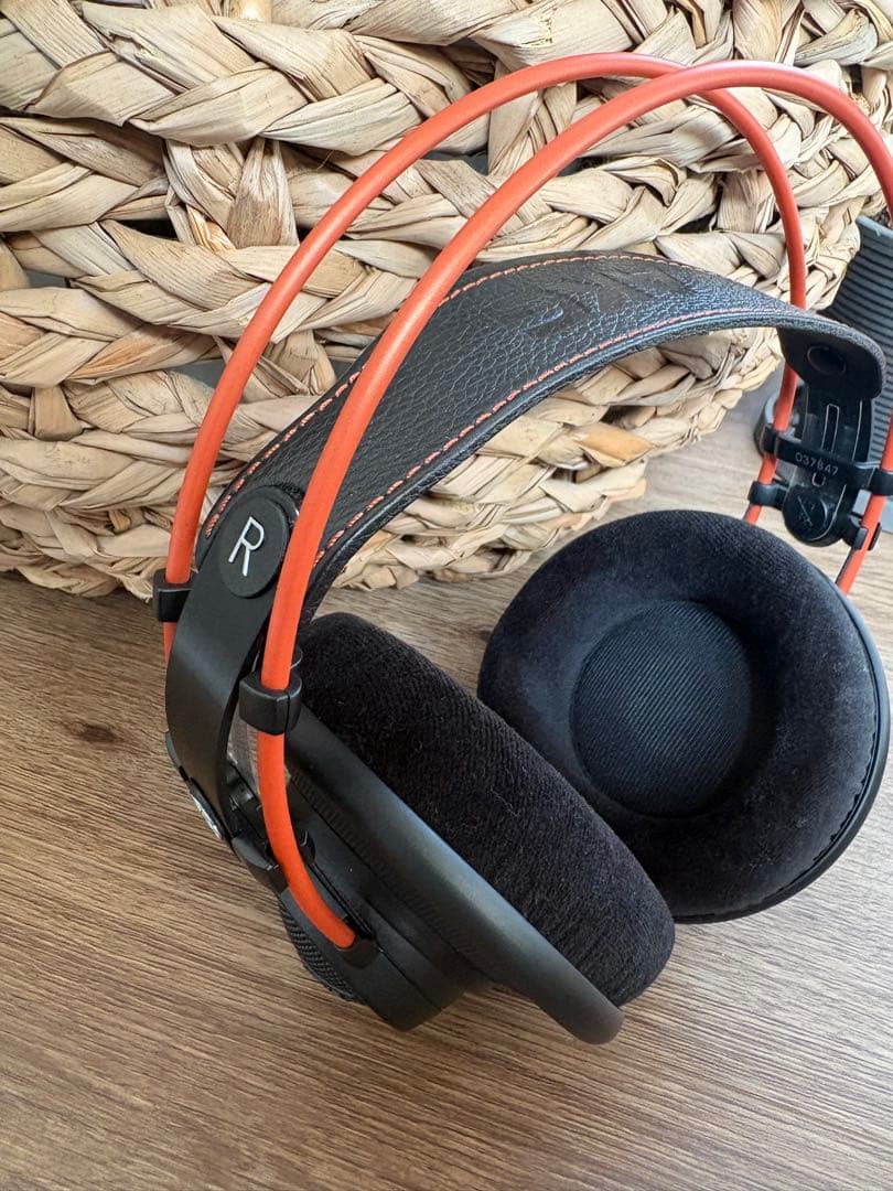 【美品】ヘッドフォン AKG K712【動作確認済み】【箱無し】