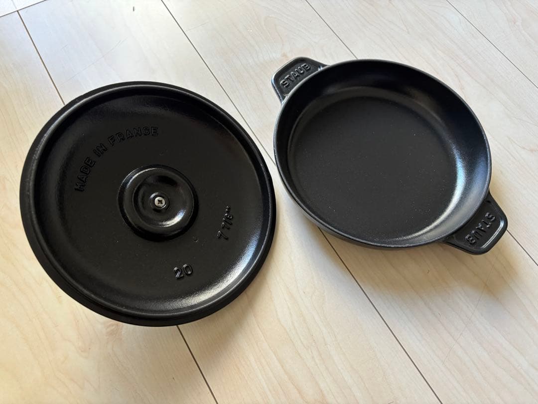 新品未使用 ストウブ ホットプレートブラック 箱無し