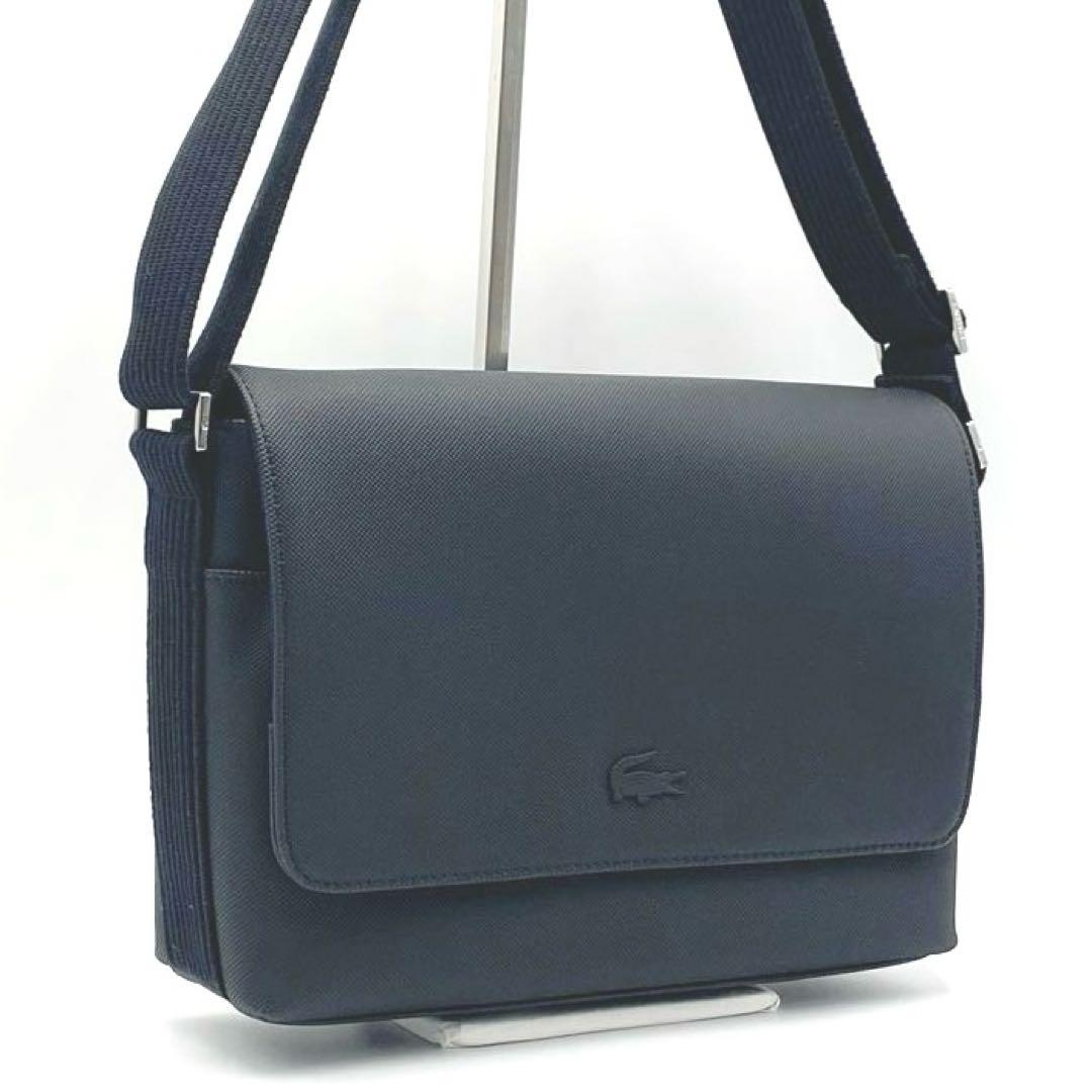美品★LACOSTE ラコステ メッセンジャーバッグ ★114