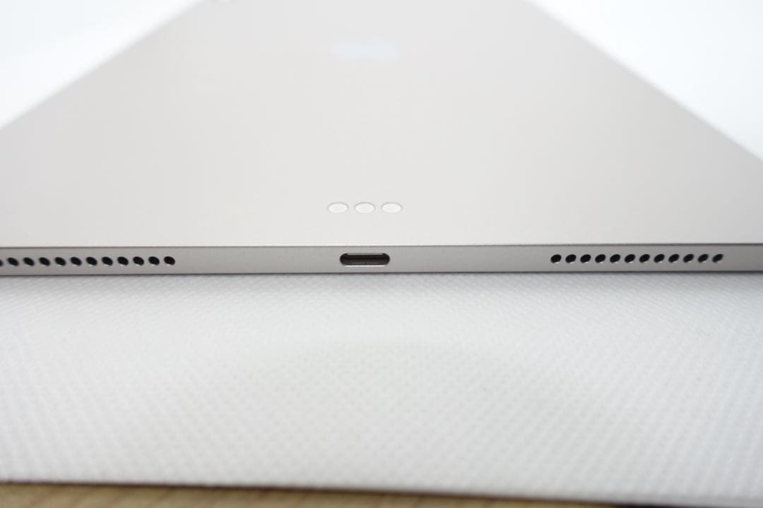 iPad Air m3 11インチ　128GB スターライト