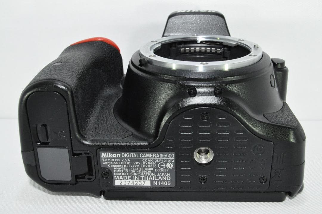Nikon ニコン Ｄ5500 一眼カメラ 2416万画素 タッチ操作