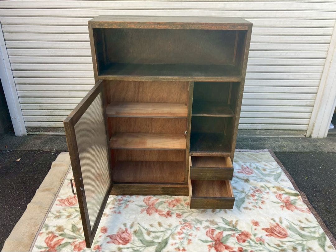 訳あり★アンティーク★飾り棚★木製キャビネット★ガラス扉付き