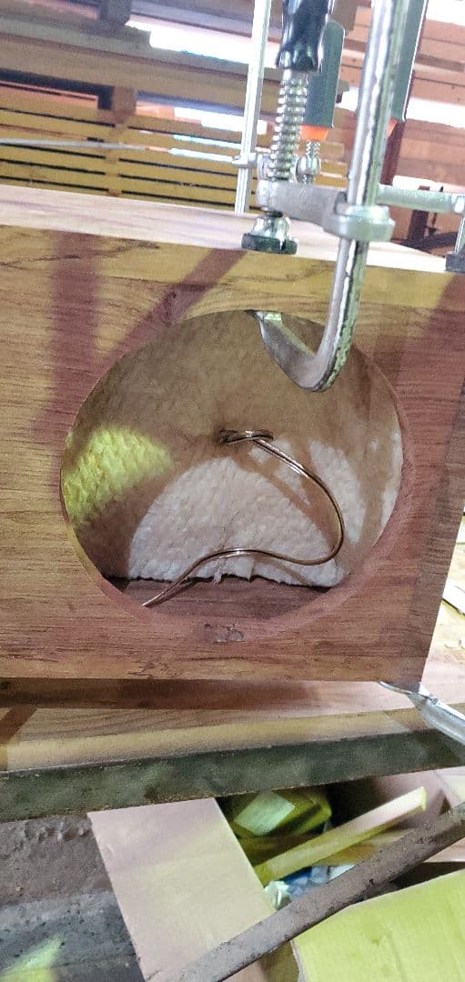 スピーカー　エンクロージャー