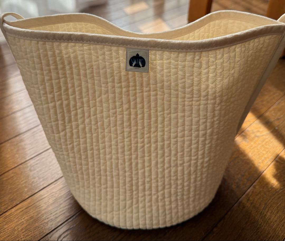 vakt. バクト　白ヌビ　bag S