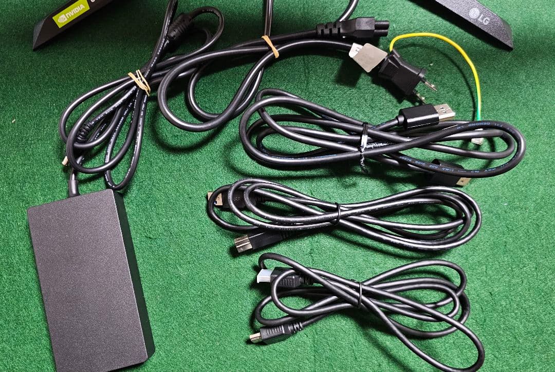 ク*ロ様 LG27インチ/4K/Nano IPS/1ms/144Hzモニター