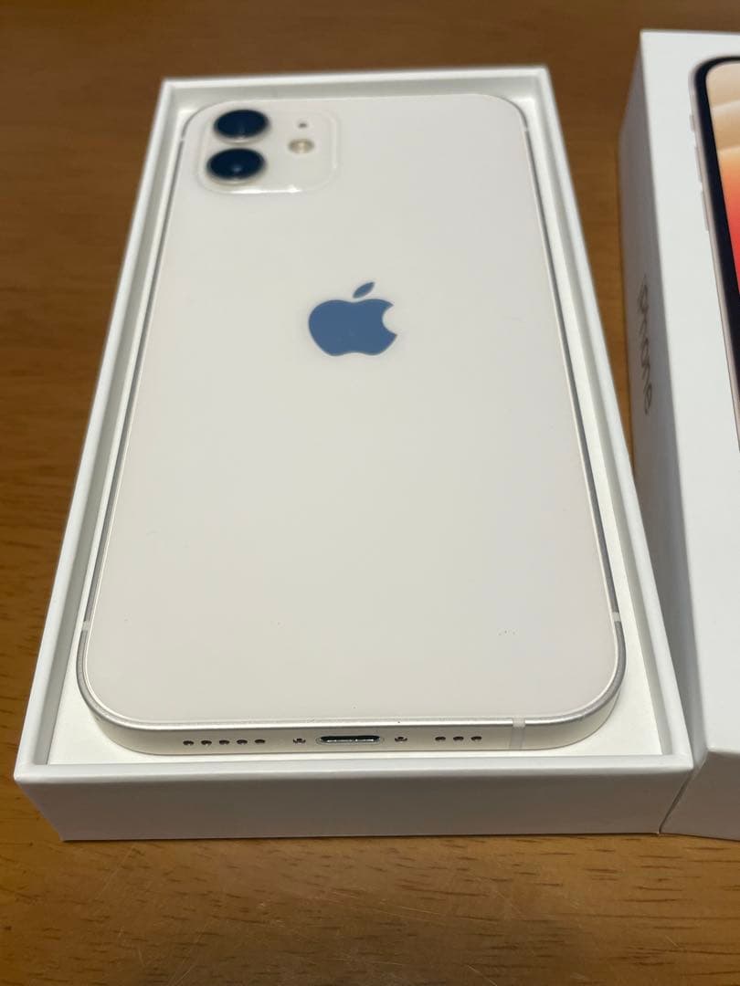 【美品】iPhone12 ホワイト128G SIMフリー　本体　付属品あり