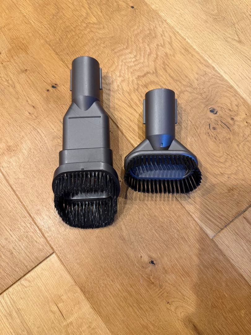 【ジャンク品・付属品未使用多数】Dyson SV12コードレスクリーナー本体