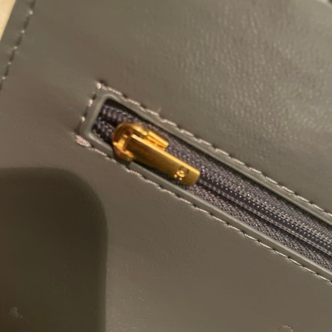 CHANEL グレー キルティング ショルダーバッグノベルティー