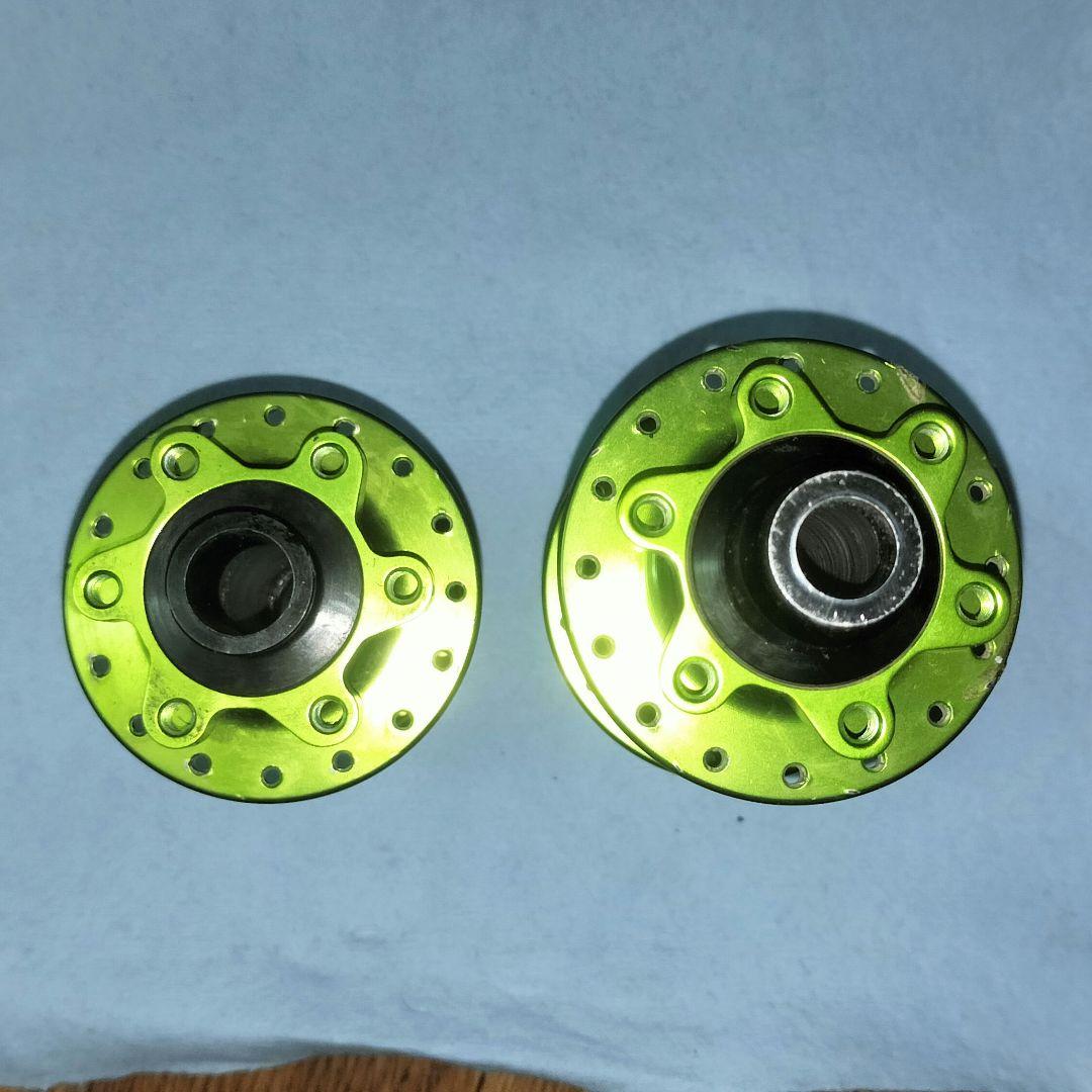 INDUSTRY NINE TORCH ハブセット グリーン