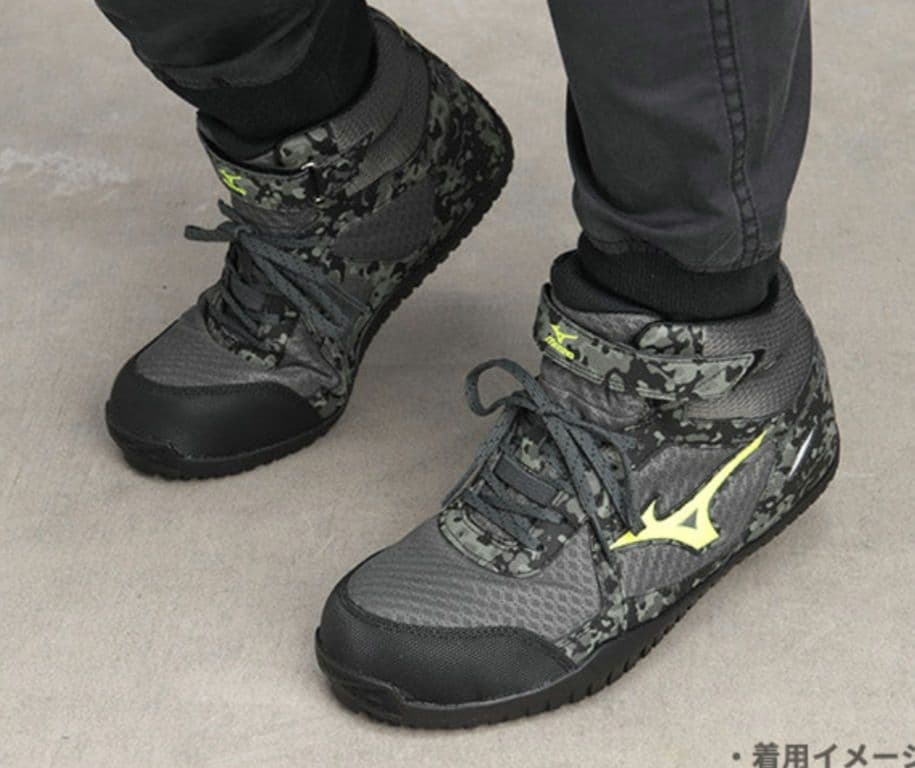 たかし❗【未使用に近い】ミズノ安全靴25.5 ハイカット 限定カラーモデル