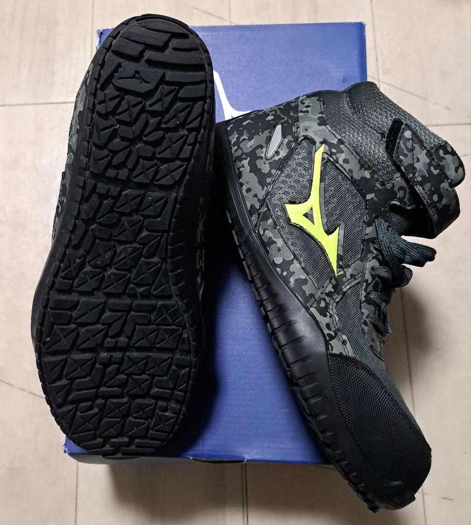 たかし❗【未使用に近い】ミズノ安全靴25.5 ハイカット 限定カラーモデル