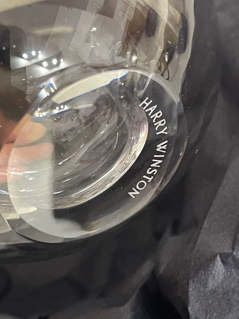 HARRY WINSTON 八角形ガラス