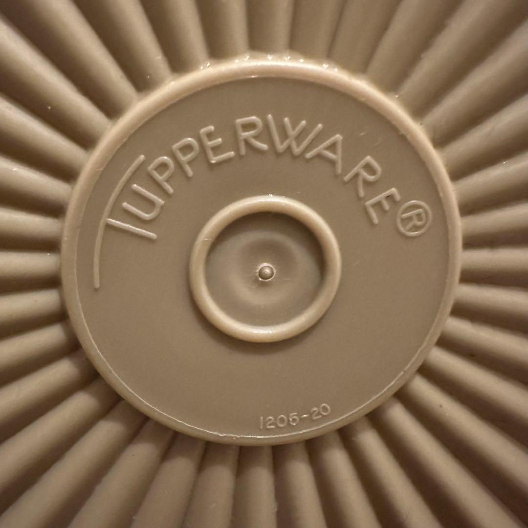 【4個セット】タッパーウェア　Tupperware 密閉容器　保存容器　みそ作り