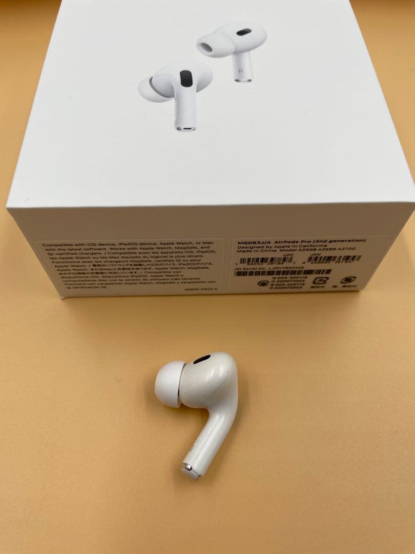 Airpods pro d第二世代　両耳　充電ケース(おまけ)