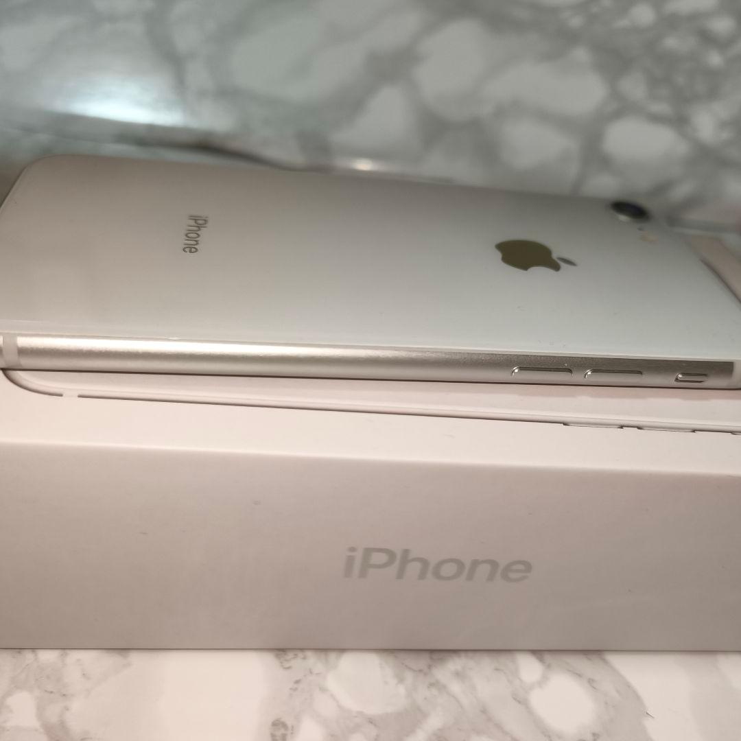 iphone 8 64GB シルバー SIMフリー