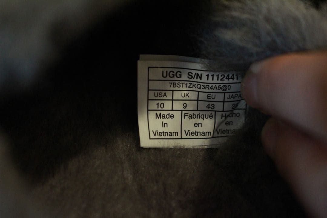 UGG ブラックモカシン　メンズ　28センチ