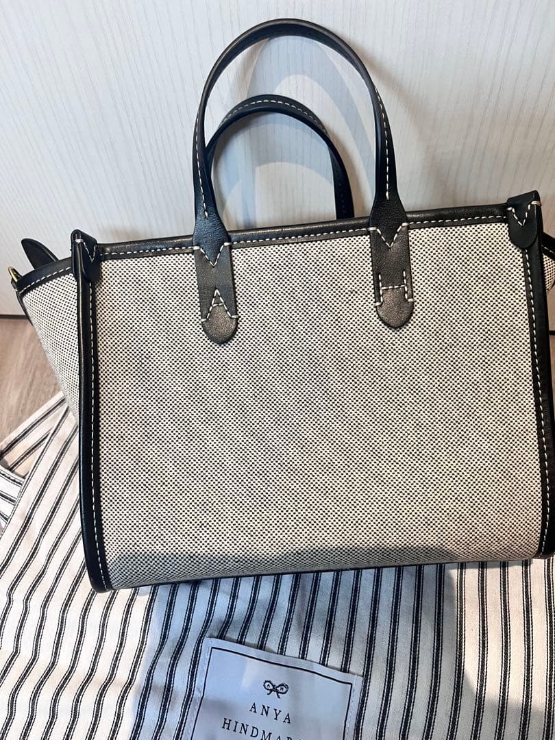 アニヤハインドマーチ　キャンバスパイピングショルダーバッグ美品