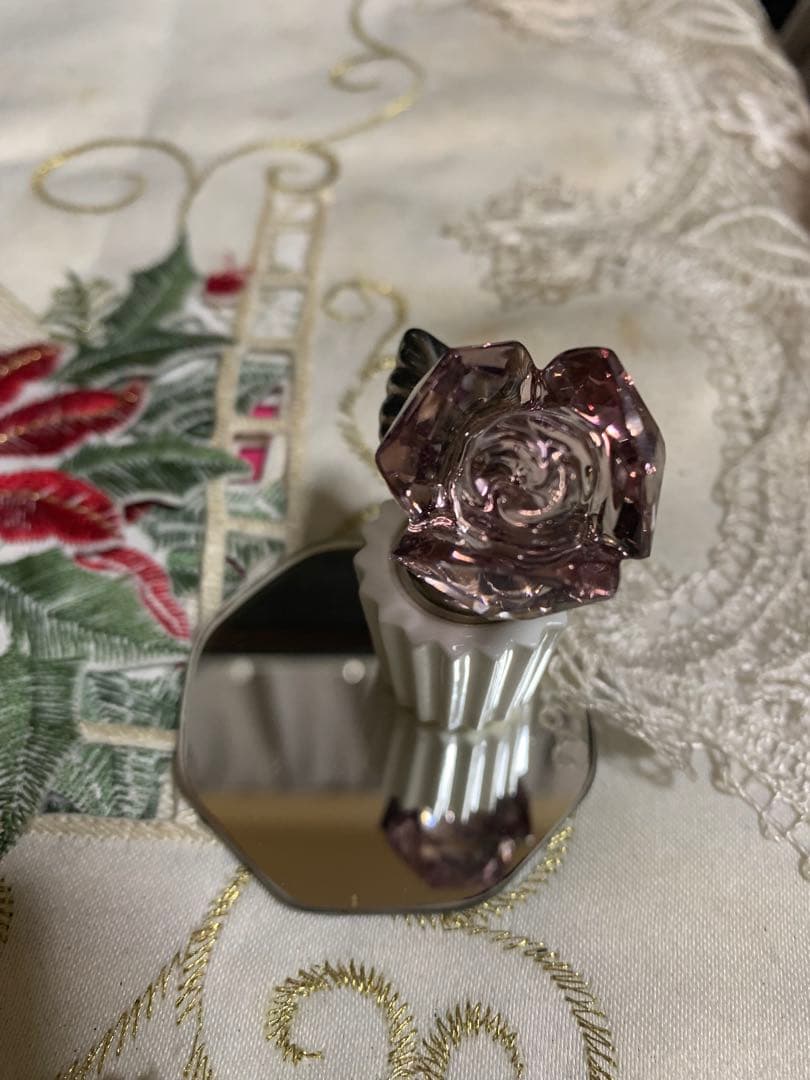 スワロフスキーローズ置き物