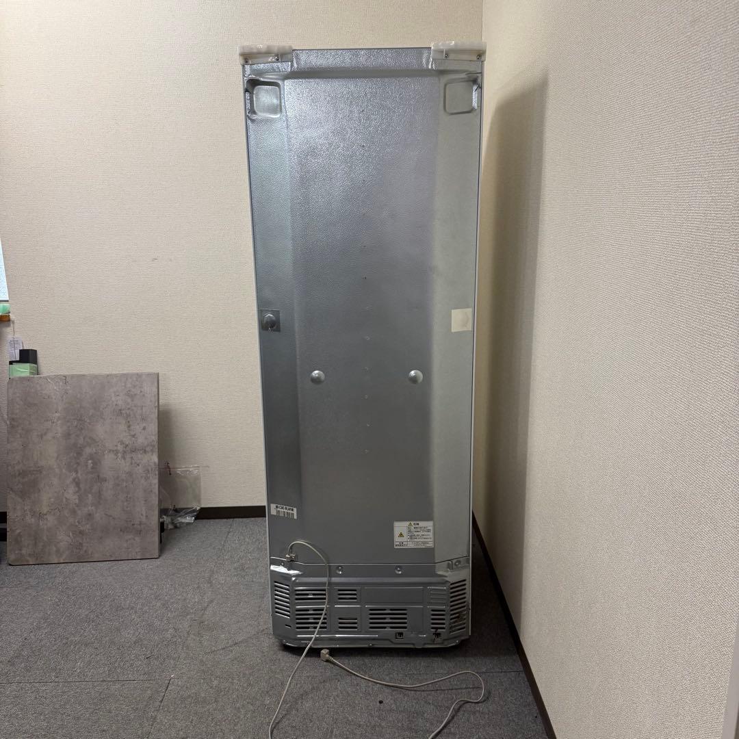 三菱ノンフロン冷凍冷蔵庫　MR-C34C-W 形2017年製