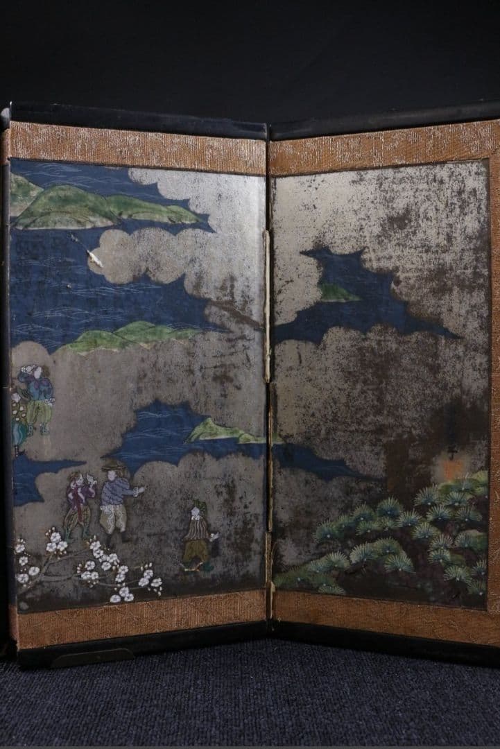 南蛮人図屏風 四曲一隻 時代名品 在銘 紙本彩色 旧家造出品