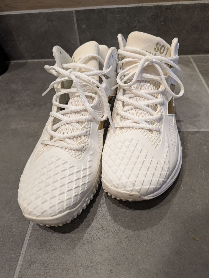 ア*ン様 New Balance S01 スニーカー ホワイト/ゴールド 大谷翔