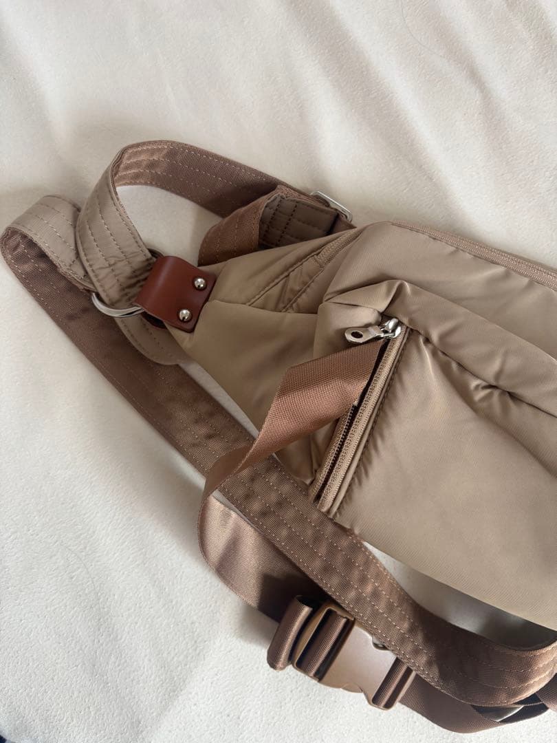 ノルンマーニ　ヒップシート　ヌードベージュ