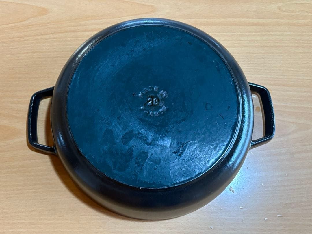 staub ブレイザーソテーパン 28cm 黒