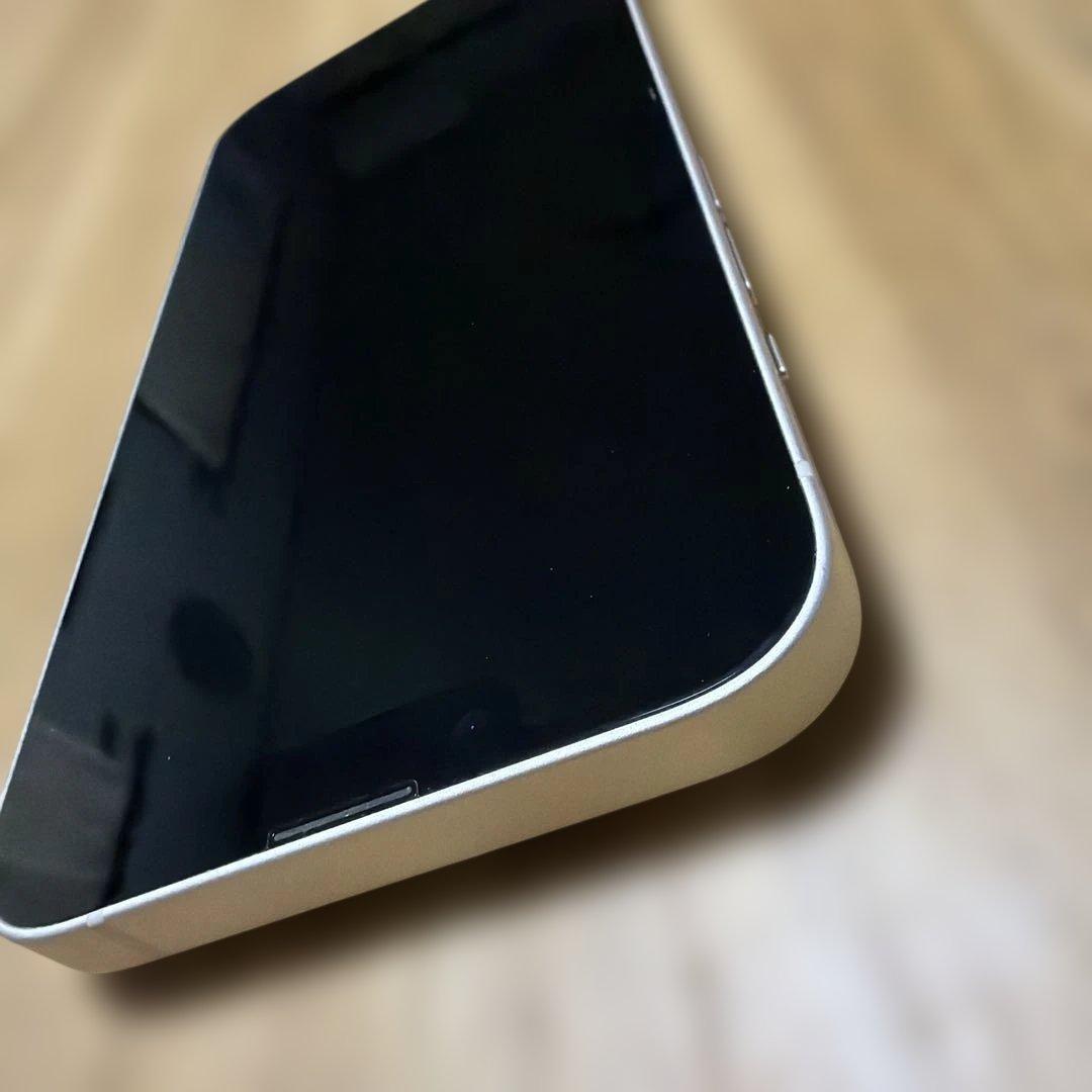 iPhone13 ホワイト　白