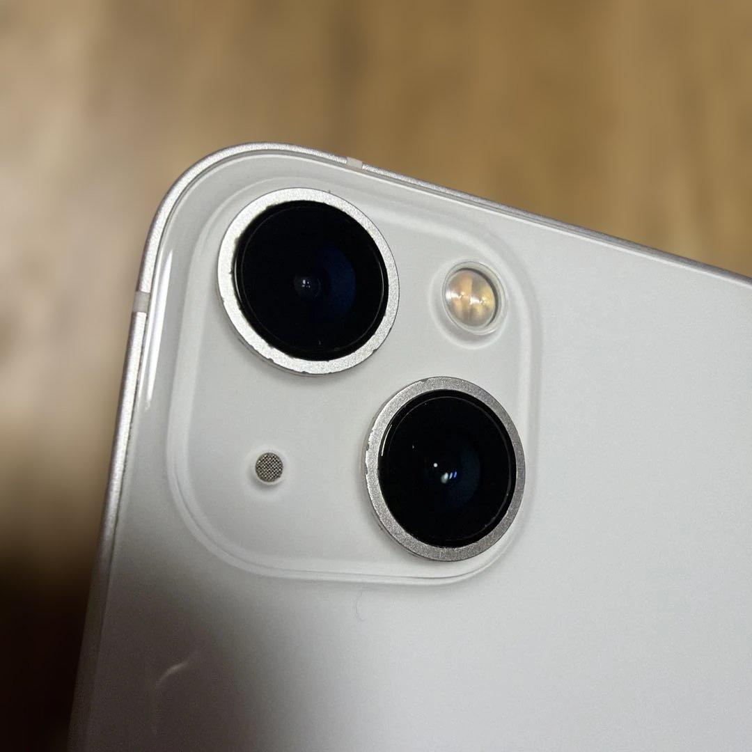 iPhone13 ホワイト　白