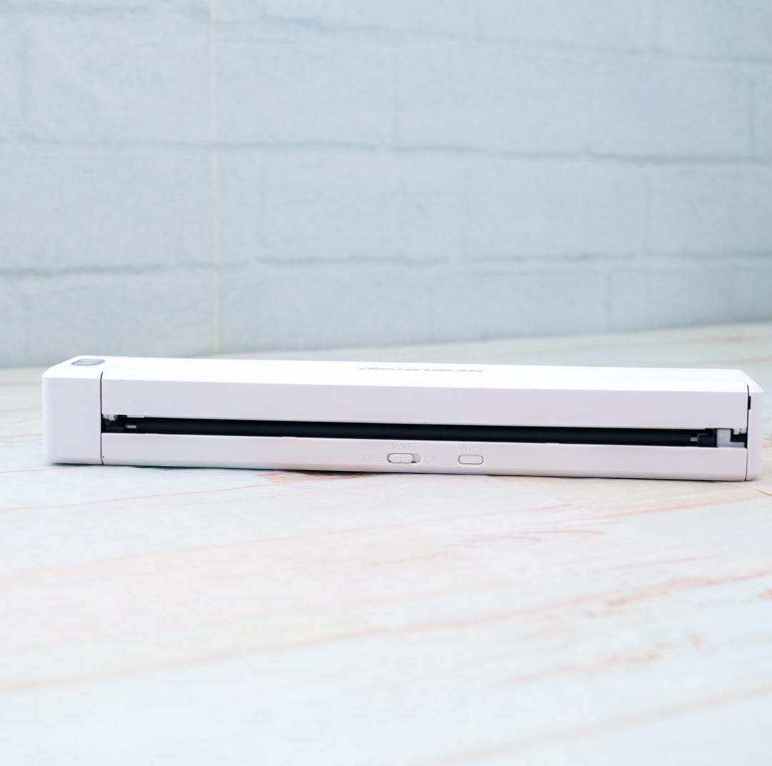 【極美品】ScanSnap ドキュメントスキャナー ホワイト iX100