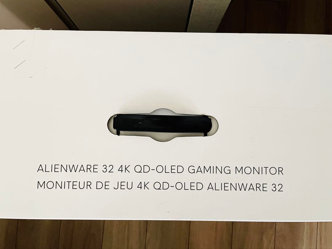 Alienware 32 4K QD-OLED ゲーミングモニター