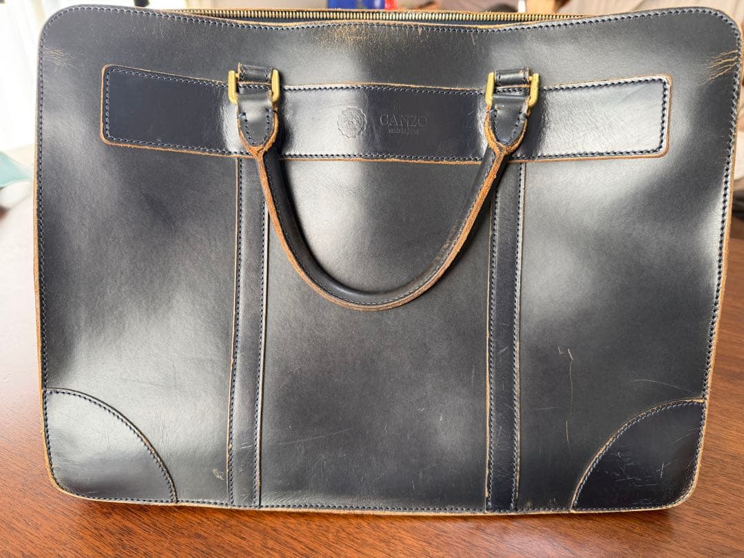 ガンゾ　GANZO ネイビー レザー ビジネスバッグ