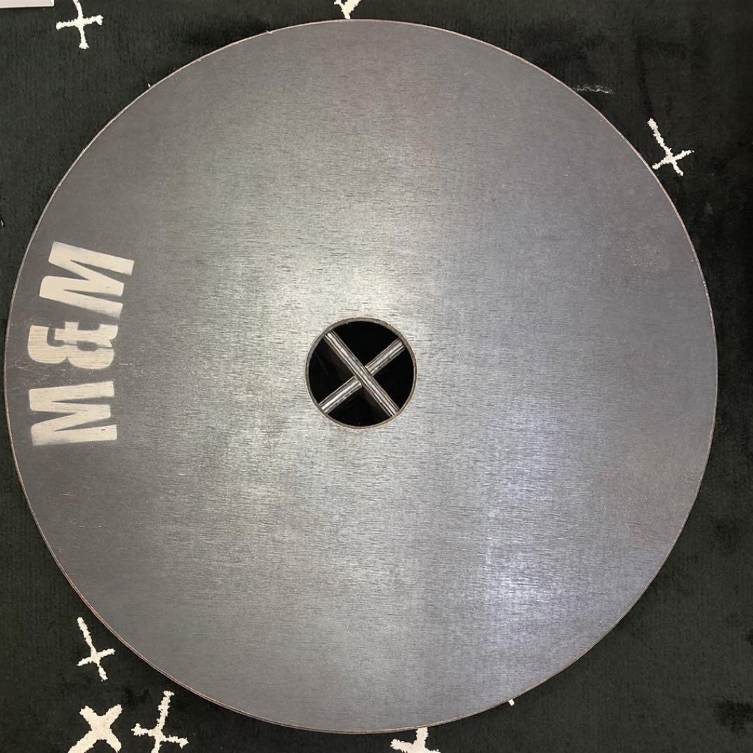 【未使用】M&M カスタムパフォーマンス ロゴ入り 黒円形 ローテーブル 家具