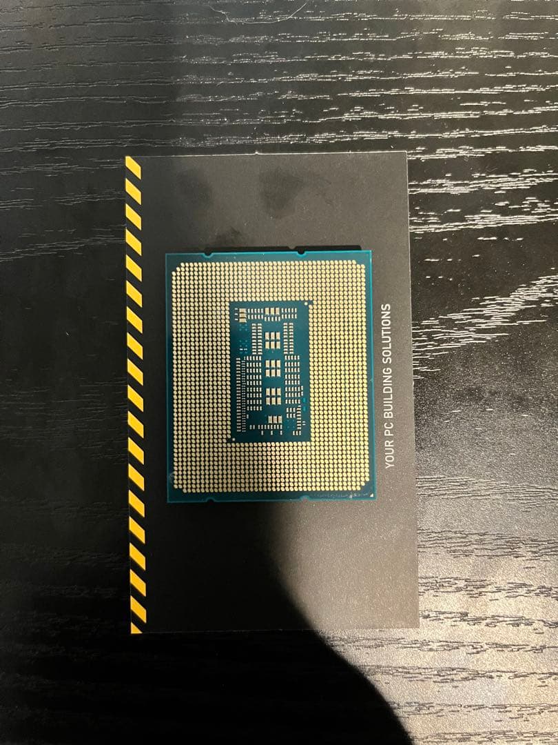 Intel i7 13700 無印 動作確認済み