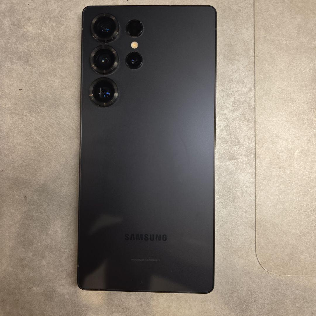 国内版Galaxy S25 Ultra 512GB　 ケース付