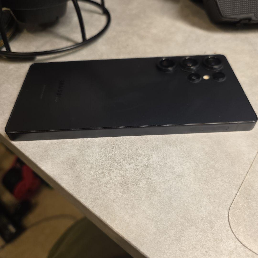 国内版Galaxy S25 Ultra 512GB　 ケース付