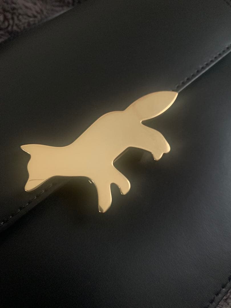 MAISON KITSUNÉ EdieレザーショルダーLサイズ　ブラック