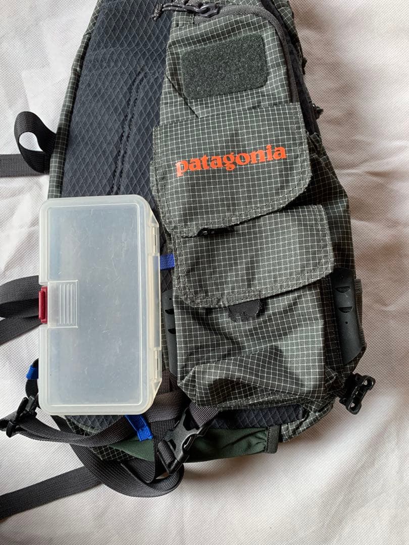 patagonia ベスト　フロントスリング